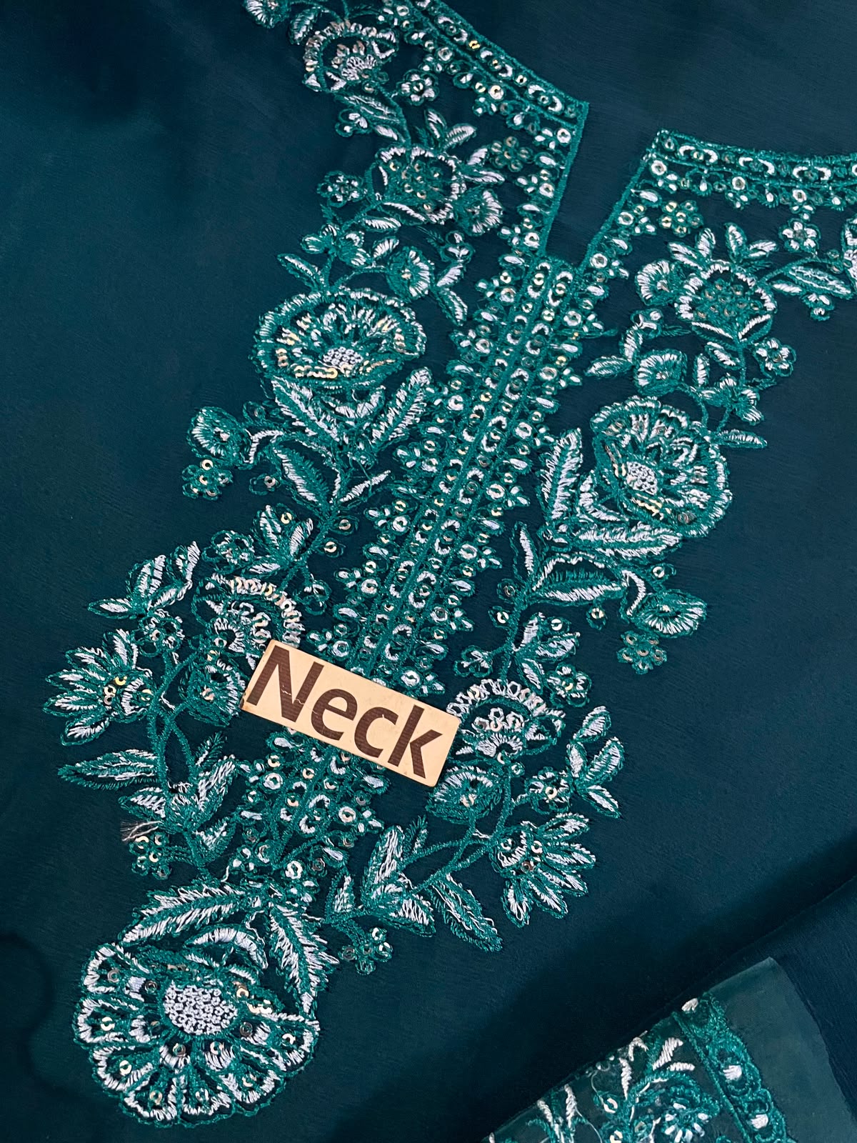 Heavy Embroidered | Chiffon |  Iznik