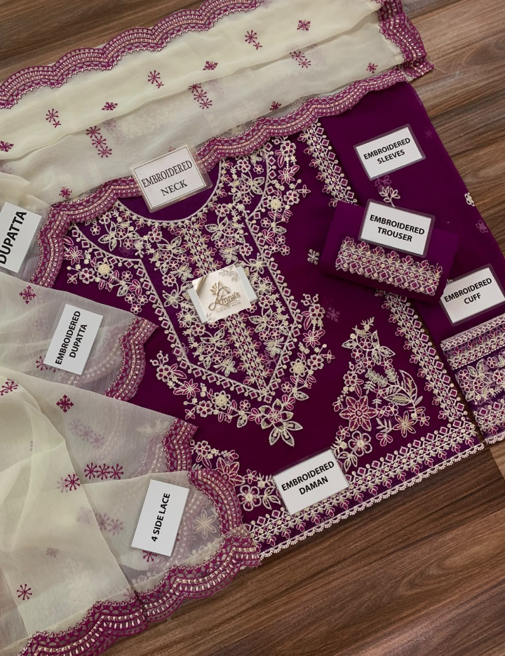 Hania Amir | Chiffon |  Embroidered